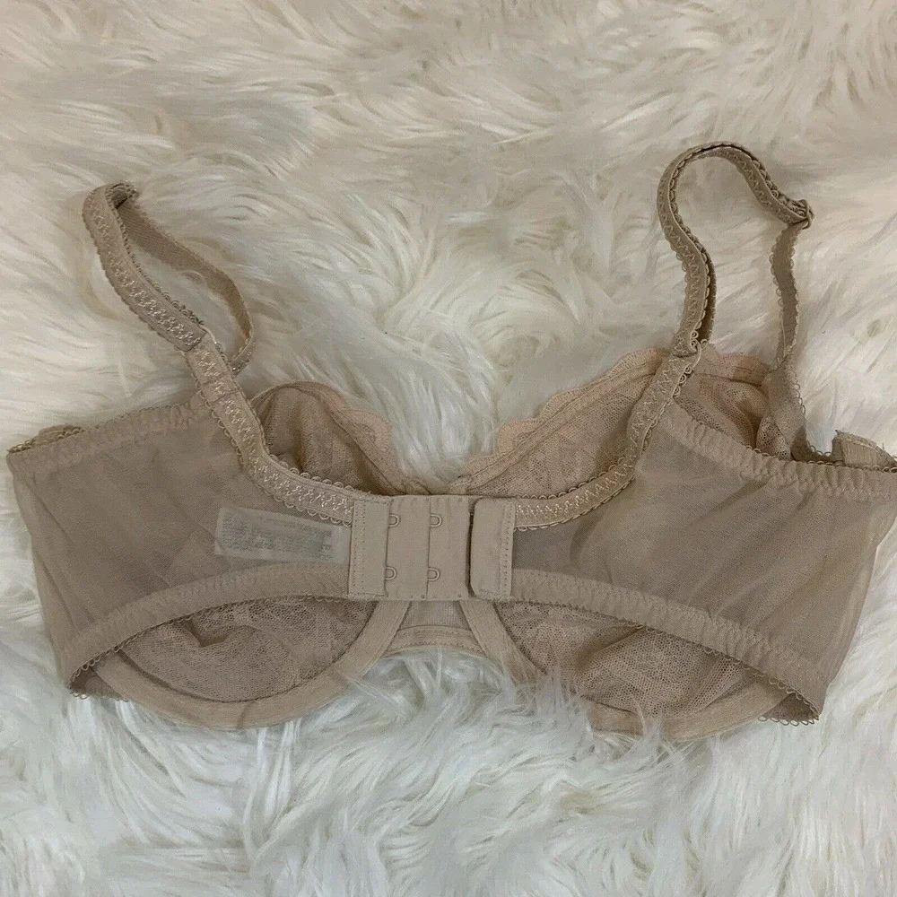Wacoal Women's 32DD Simply‎ Sultry Full Figure Underwire Bra 850279 Nude